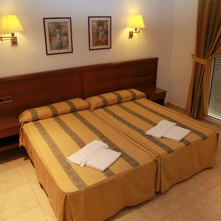 Hotel Tio Felipe Carboneras Rum bild