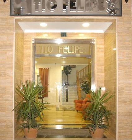 Hotel Tio Felipe Carboneras Exteriör bild