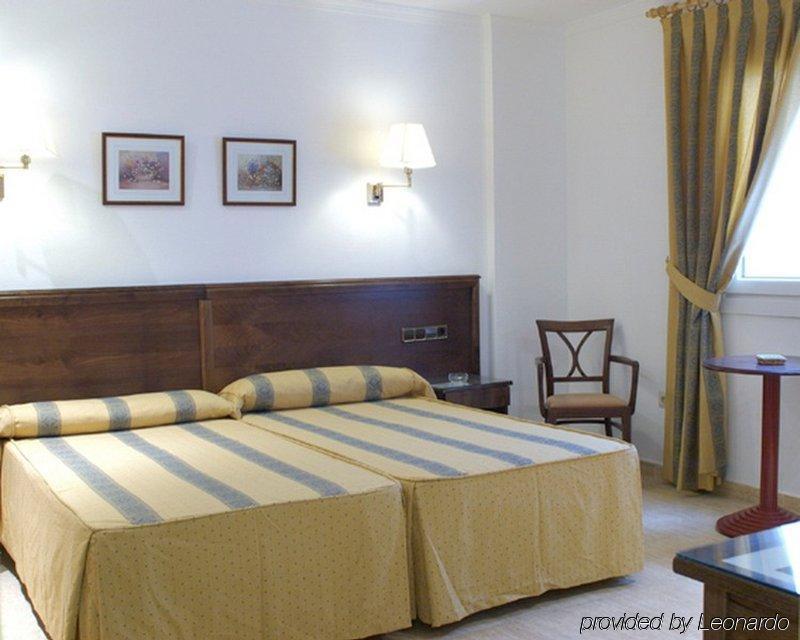 Hotel Tio Felipe Carboneras Rum bild