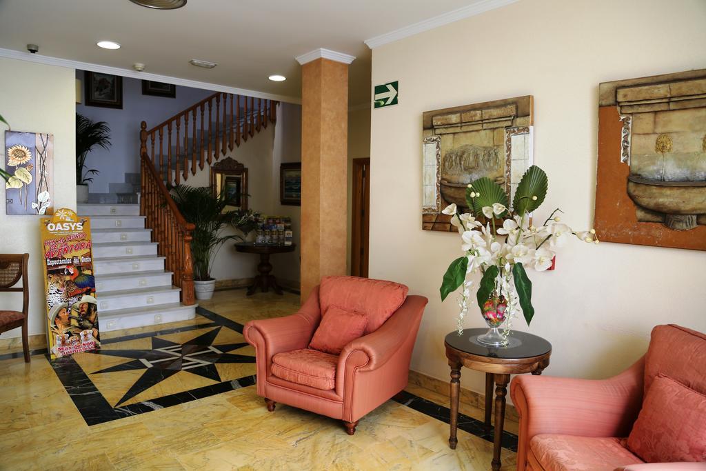 Hotel Tio Felipe Carboneras Exteriör bild